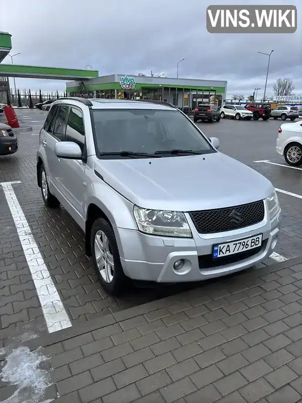 Позашляховик / Кросовер Suzuki Grand Vitara 2006 2 л. Автомат обл. Київська, Київ - Фото 1/21