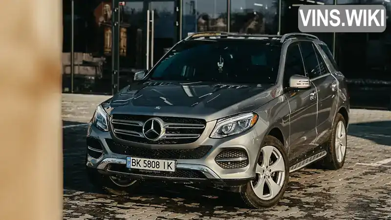 Позашляховик / Кросовер Mercedes-Benz GLE-Class 2015 2.14 л. Автомат обл. Рівненська, Рівне - Фото 1/21