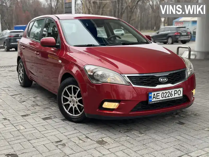 Хетчбек Kia Ceed 2010 1.59 л. Ручна / Механіка обл. Дніпропетровська, Дніпро (Дніпропетровськ) - Фото 1/21