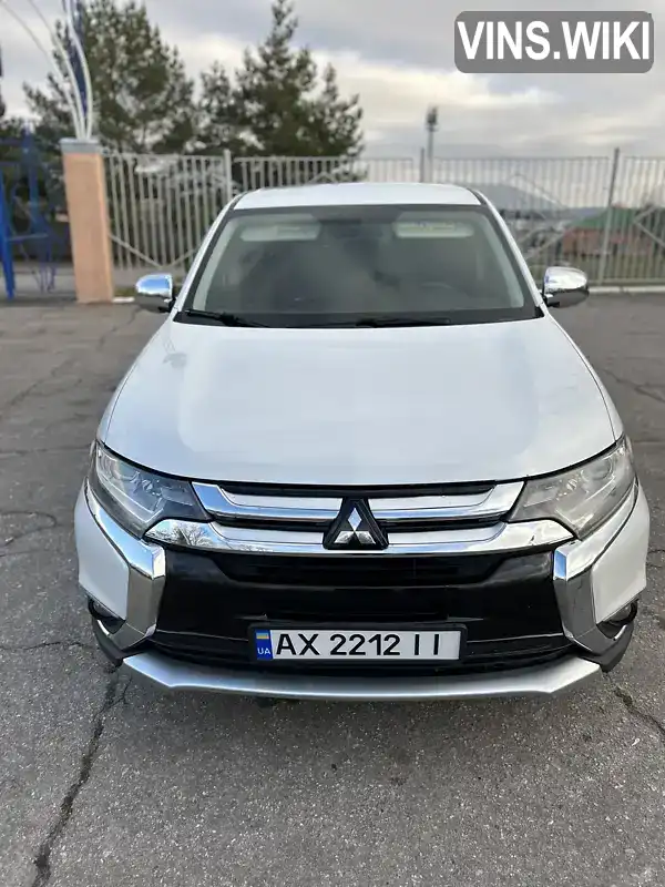 Позашляховик / Кросовер Mitsubishi Outlander 2015 2.36 л. Варіатор обл. Харківська, Балаклія - Фото 1/10