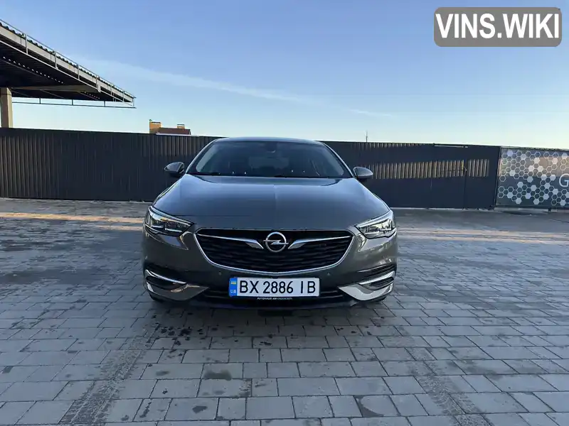 W0VZT6EF8K1060173 Opel Insignia 2019 Седан 1.6 л. Фото 2