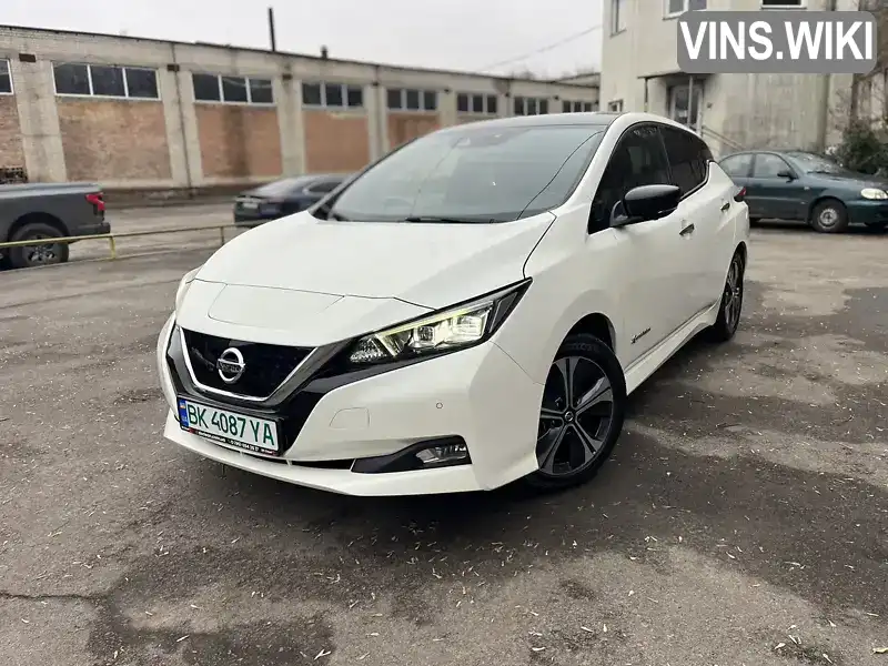 Хетчбек Nissan Leaf 2019 null_content л. обл. Рівненська, Рівне - Фото 1/21