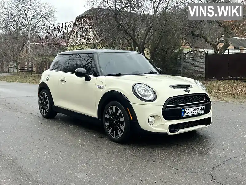 Хетчбек MINI Hatch 2019 2 л. Автомат обл. Київська, Київ - Фото 1/21