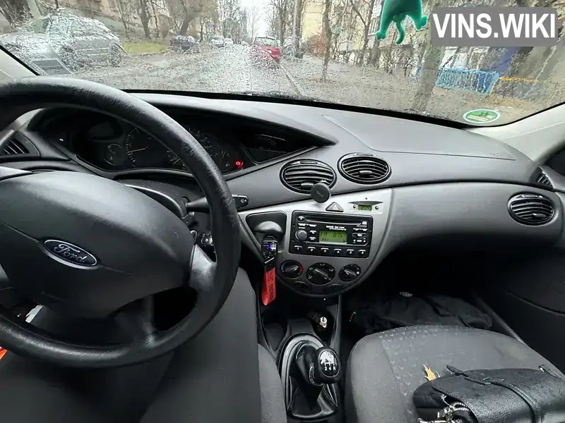 Хэтчбек Ford Focus 2004 1.4 л. Ручная / Механика обл. Киевская, Киев - Фото 1/5