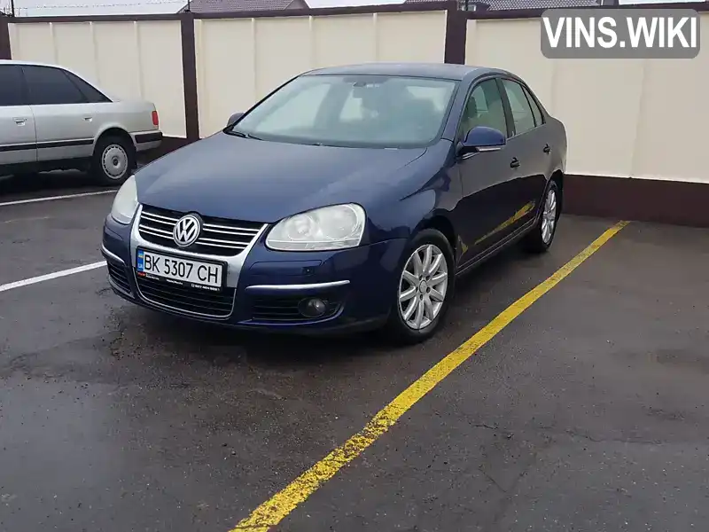 Седан Volkswagen Jetta 2008 1.39 л. Ручна / Механіка обл. Рівненська, Рівне - Фото 1/21