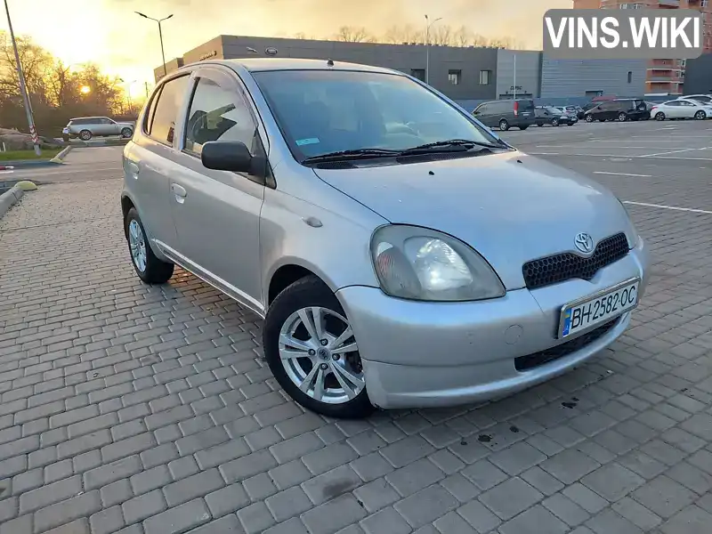 Хетчбек Toyota Yaris 2000 1 л. Ручна / Механіка обл. Одеська, Одеса - Фото 1/12