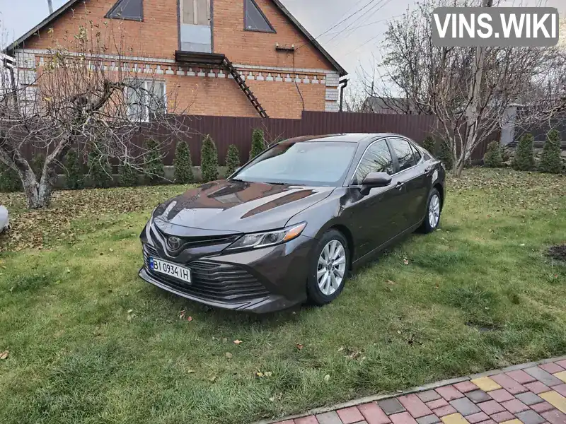 Седан Toyota Camry 2018 2.5 л. Автомат обл. Полтавська, Полтава - Фото 1/21