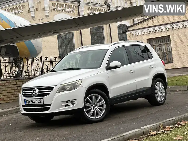 Внедорожник / Кроссовер Volkswagen Tiguan 2009 1.98 л. Автомат обл. Киевская, Киев - Фото 1/21