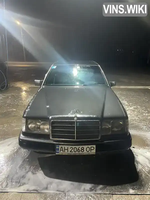 Седан Mercedes-Benz E-Class 1992 2.3 л. Ручна / Механіка обл. Івано-Франківська, Надвірна - Фото 1/10