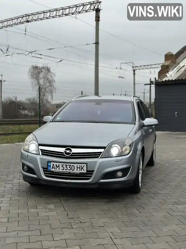 Універсал Opel Astra 2009 1.69 л. Ручна / Механіка обл. Житомирська, Звягель - Фото 1/21