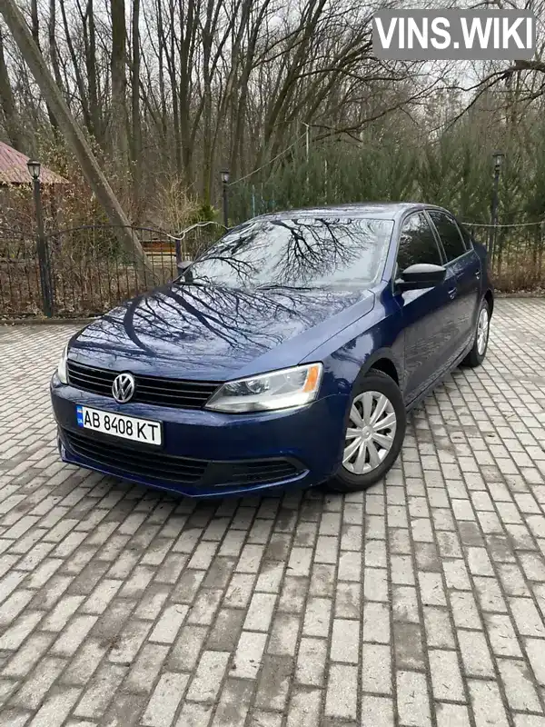 Седан Volkswagen Jetta 2011 2 л. Автомат обл. Закарпатська, Ужгород - Фото 1/21