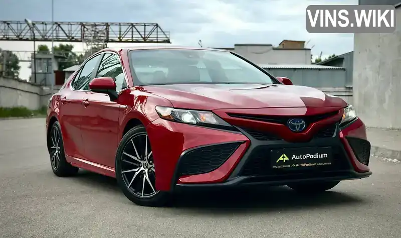 Седан Toyota Camry 2021 2.49 л. Автомат обл. Київська, Київ - Фото 1/21