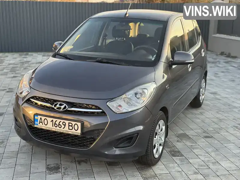 Хетчбек Hyundai i10 2013 1.09 л. Автомат обл. Закарпатська, Ужгород - Фото 1/18