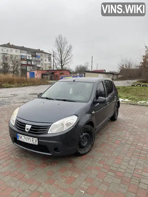 Хетчбек Dacia Sandero 2009 1.5 л. Ручна / Механіка обл. Хмельницька, Білогір'я - Фото 1/18