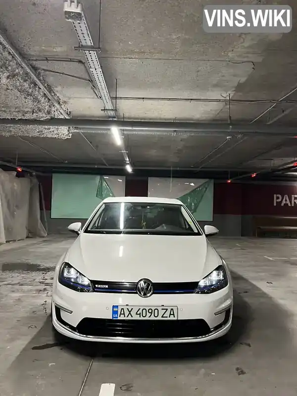 Хетчбек Volkswagen e-Golf 2015 null_content л. Автомат обл. Харківська, Харків - Фото 1/21