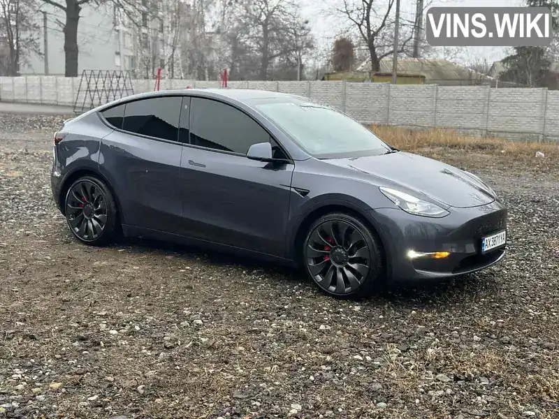 Позашляховик / Кросовер Tesla Model Y 2023 null_content л. обл. Харківська, Харків - Фото 1/21