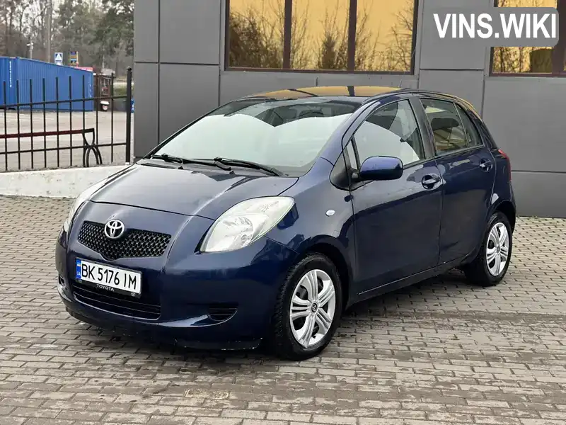 Хетчбек Toyota Yaris 2008 1.3 л. Автомат обл. Рівненська, Рівне - Фото 1/21