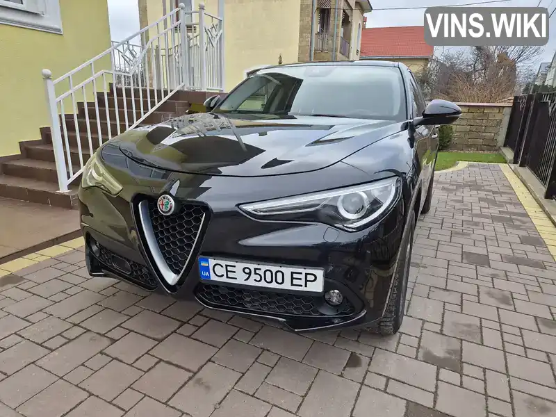 ZARFAHBU8J7C12670 Alfa Romeo Stelvio 2018 Позашляховик / Кросовер 2.14 л. Фото 2