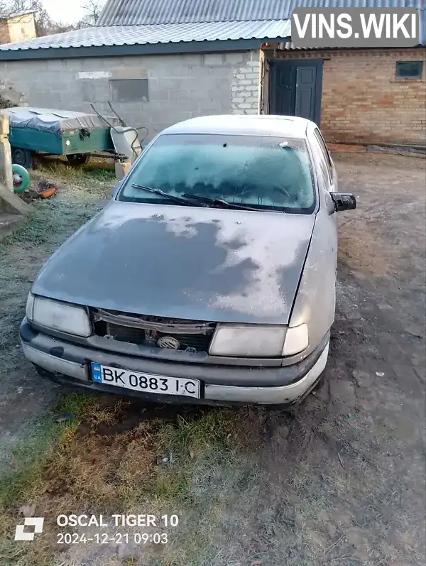 Седан Opel Vectra 1990 2 л. обл. Рівненська, Рівне - Фото 1/3