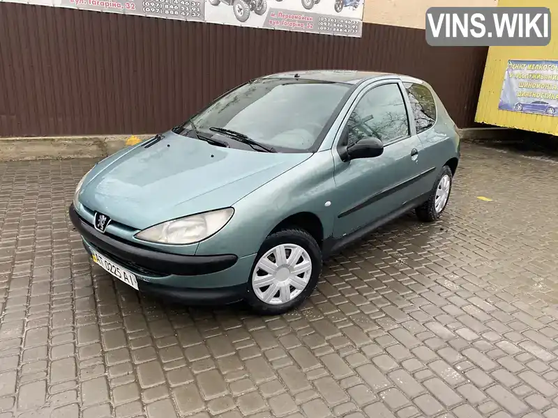 Хетчбек Peugeot 206 2002 1.12 л. Ручна / Механіка обл. Івано-Франківська, Долина - Фото 1/9