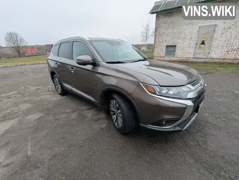 JA4JZ4AX5LZ609544 Mitsubishi Outlander 2020 Внедорожник / Кроссовер 3 л. Фото 2