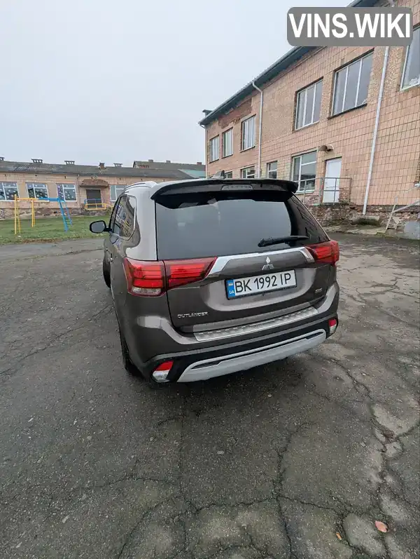 JA4JZ4AX5LZ609544 Mitsubishi Outlander 2020 Внедорожник / Кроссовер 3 л. Фото 7