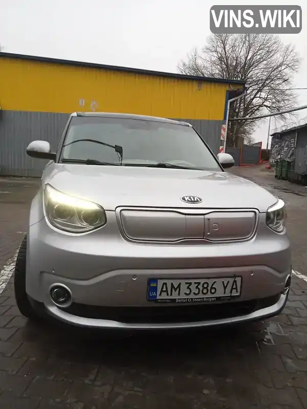 Позашляховик / Кросовер Kia Soul 2016 null_content л. Автомат обл. Житомирська, Житомир - Фото 1/15