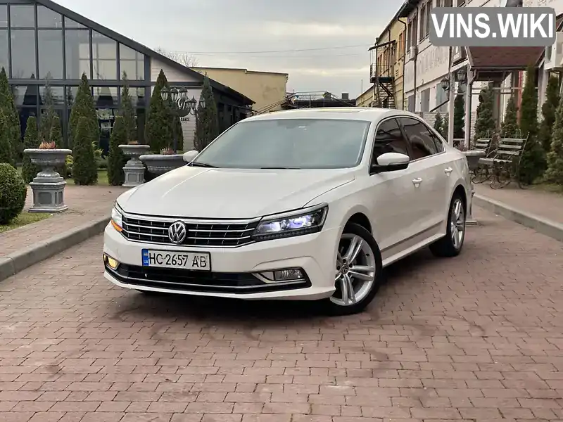 Седан Volkswagen Passat 2013 2 л. Автомат обл. Львівська, Стрий - Фото 1/21