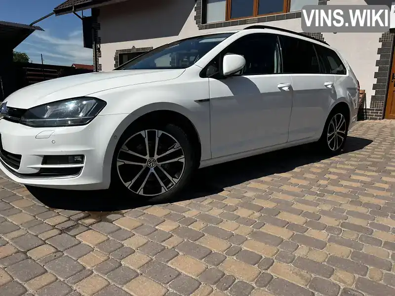 Універсал Volkswagen Golf 2016 1.6 л. Ручна / Механіка обл. Чернівецька, Чернівці - Фото 1/11