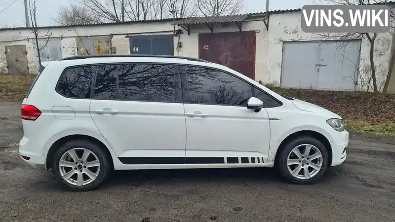 Мікровен Volkswagen Touran 2017 2 л. Автомат обл. Вінницька, Бершадь - Фото 1/21