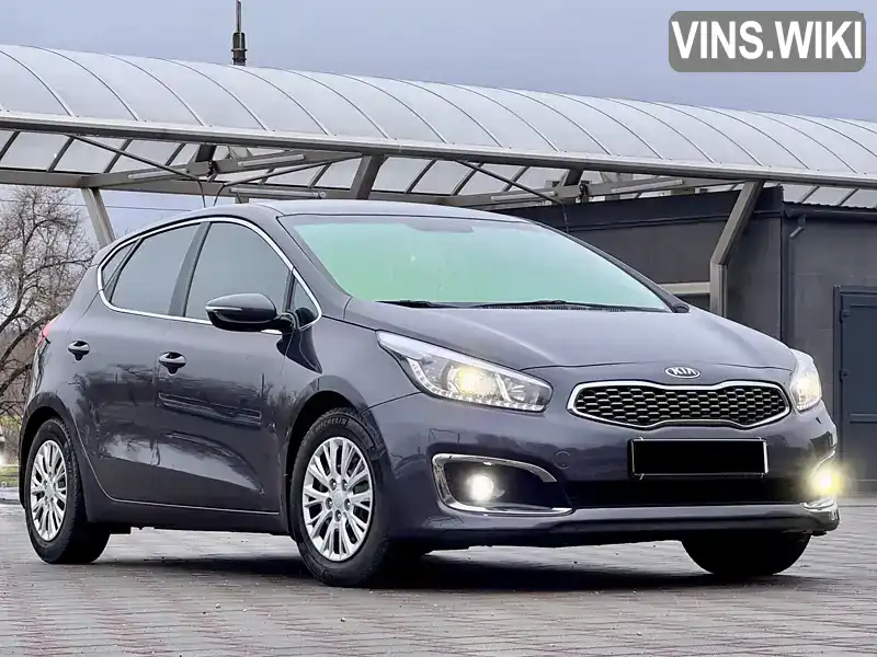 Хетчбек Kia Ceed 2017 1.6 л. Автомат обл. Запорізька, Запоріжжя - Фото 1/20