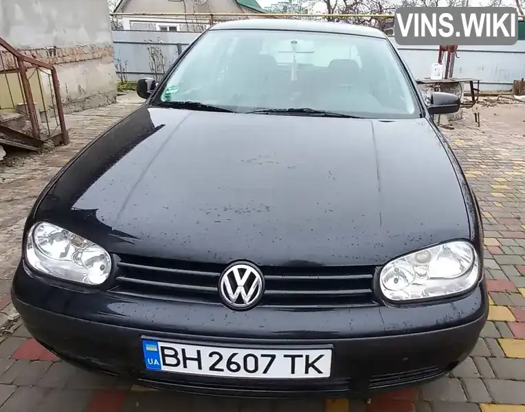 Хетчбек Volkswagen Golf 2000 1.6 л. Автомат обл. Одеська, Чорноморськ (Іллічівськ) - Фото 1/16