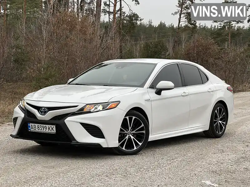 Седан Toyota Camry 2020 2.5 л. Варіатор обл. Вінницька, Вінниця - Фото 1/21