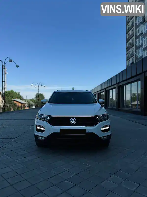 Позашляховик / Кросовер Volkswagen T-Roc 2017 1.5 л. Ручна / Механіка обл. Івано-Франківська, Івано-Франківськ - Фото 1/21