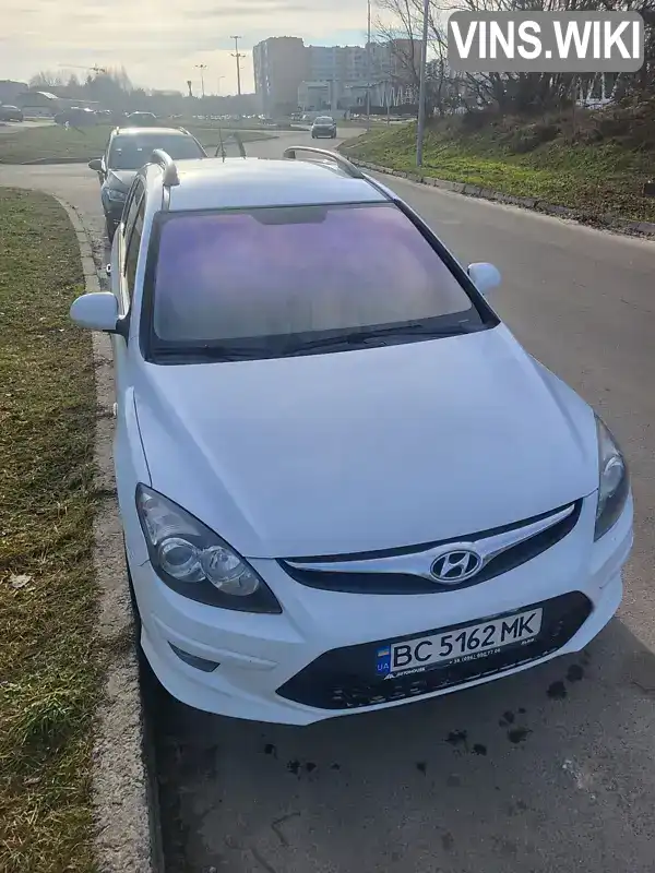 Універсал Hyundai i30 2011 1.6 л. Ручна / Механіка обл. Львівська, Львів - Фото 1/10