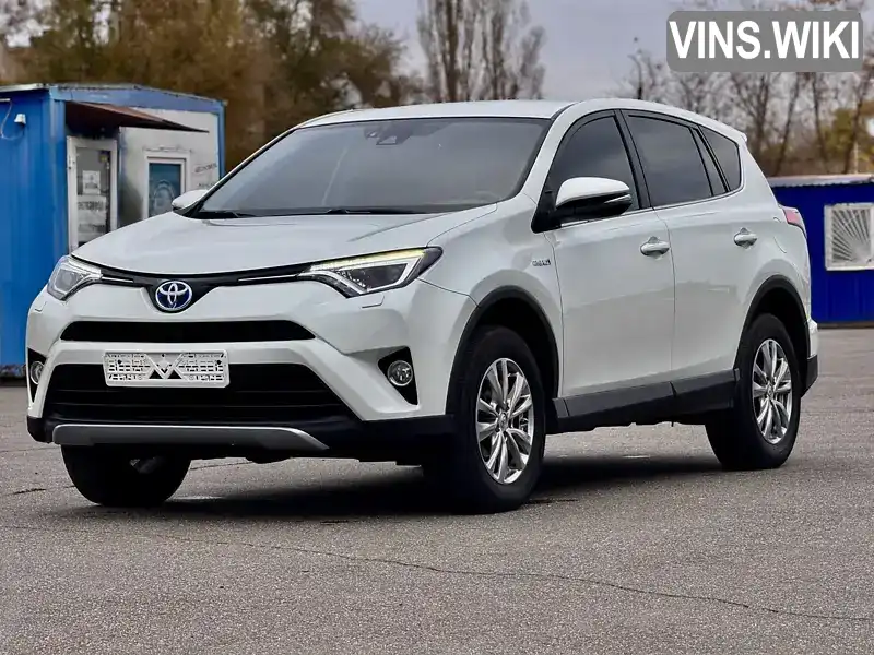 Позашляховик / Кросовер Toyota RAV4 2016 2.5 л. Автомат обл. Львівська, Львів - Фото 1/21