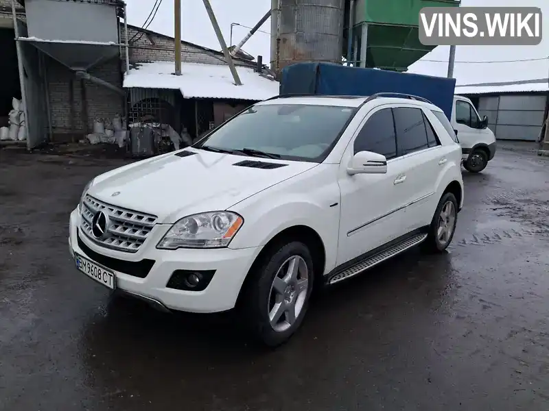 Позашляховик / Кросовер Mercedes-Benz M-Class 2010 3 л. Автомат обл. Сумська, Шостка - Фото 1/9