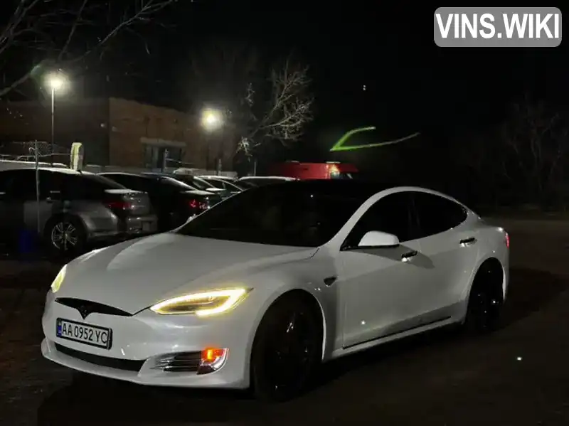 Ліфтбек Tesla Model S 2014 null_content л. Автомат обл. Миколаївська, Первомайськ - Фото 1/9