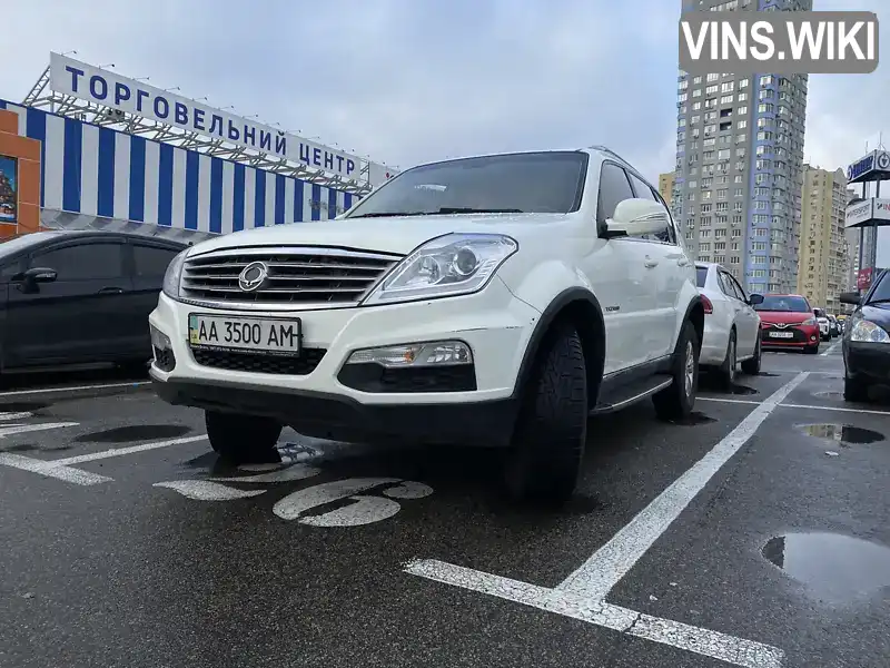 Позашляховик / Кросовер SsangYong Rexton 2013 2.7 л. Автомат обл. Київська, Київ - Фото 1/21