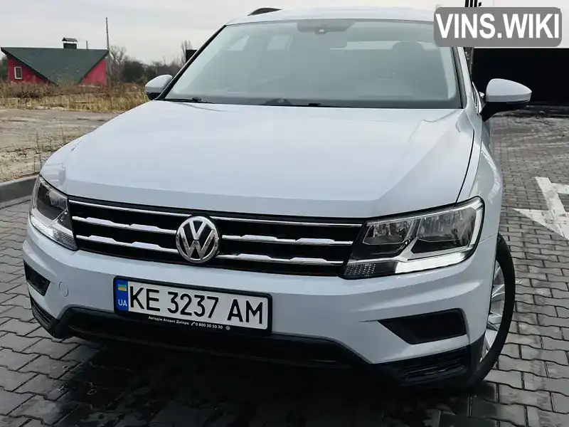 Позашляховик / Кросовер Volkswagen Tiguan 2018 2 л. Автомат обл. Дніпропетровська, Кам'янське (Дніпродзержинськ) - Фото 1/21