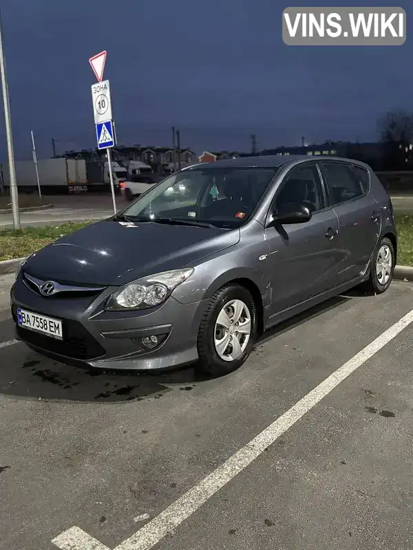 Хетчбек Hyundai i30 2010 1.4 л. Ручна / Механіка обл. Київська, location.city.bilohorodka - Фото 1/17