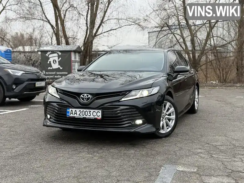 Седан Toyota Camry 2017 2.49 л. Автомат обл. Київська, Київ - Фото 1/21