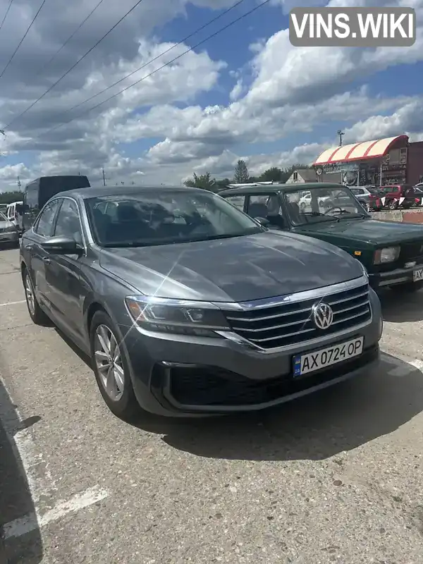 1VWSA7A30LC006551 Volkswagen Passat 2019 Седан 2 л. Фото 8