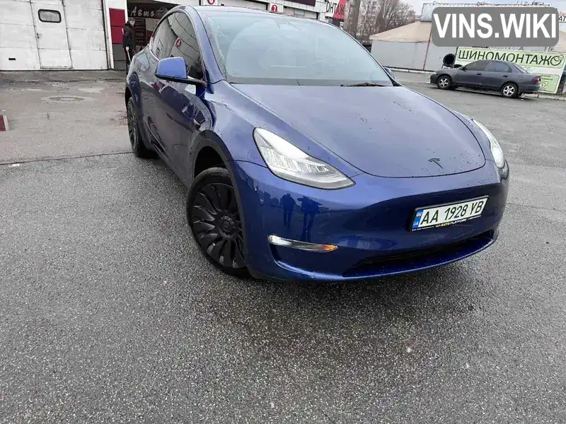 Позашляховик / Кросовер Tesla Model Y 2023 null_content л. обл. Київська, Київ - Фото 1/12