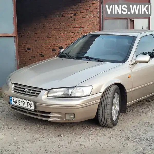 Седан Toyota Camry 1998 2.2 л. Ручная / Механика обл. Киевская, Киев - Фото 1/21