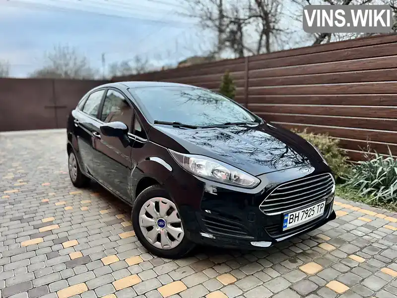 Седан Ford Fiesta 2016 1.6 л. Ручна / Механіка обл. Вінницька, Гнівань - Фото 1/21