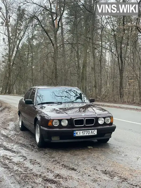 Седан BMW 5 Series 1994 3 л. Ручна / Механіка обл. Київська, Київ - Фото 1/21