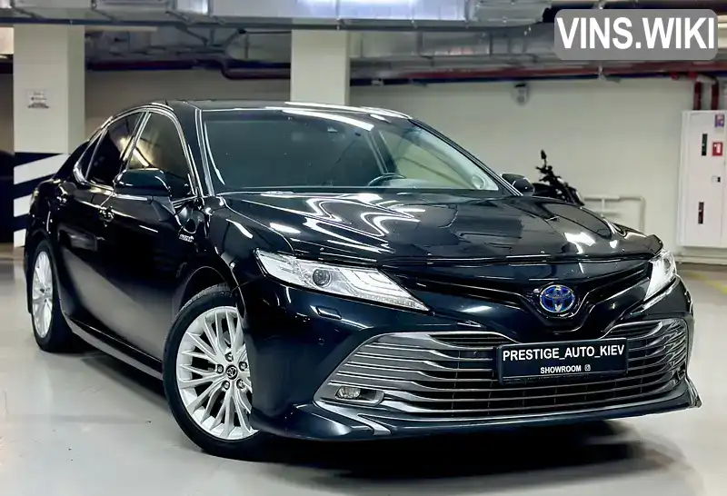 Седан Toyota Camry 2019 2.49 л. Варіатор обл. Київська, Київ - Фото 1/21