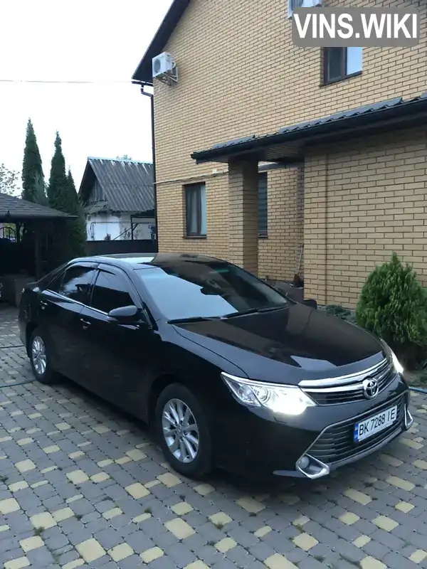 Седан Toyota Camry 2016 2.49 л. Автомат обл. Рівненська, location.city.klesiv - Фото 1/21