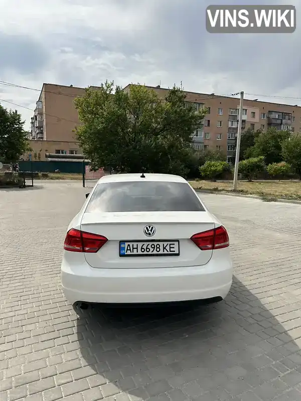 Седан Volkswagen Passat 2015 1.8 л. обл. Полтавська, Полтава - Фото 1/8